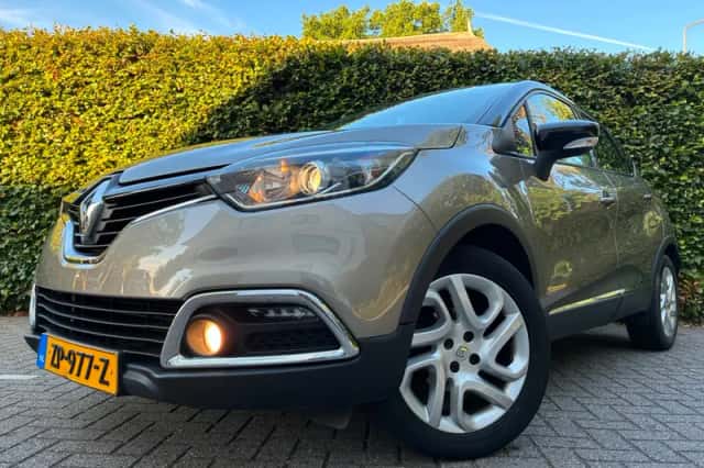 Renault Captur (2015) thumbnail 5