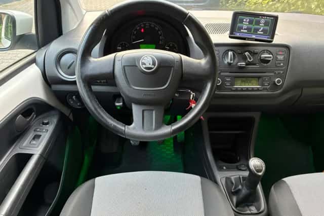 Škoda Citigo (2012) thumbnail 2