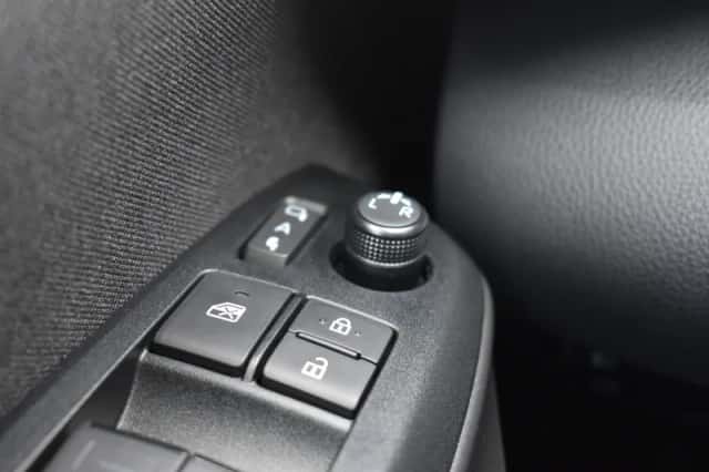 Toyota Yaris Cross (2025) thumbnail 6