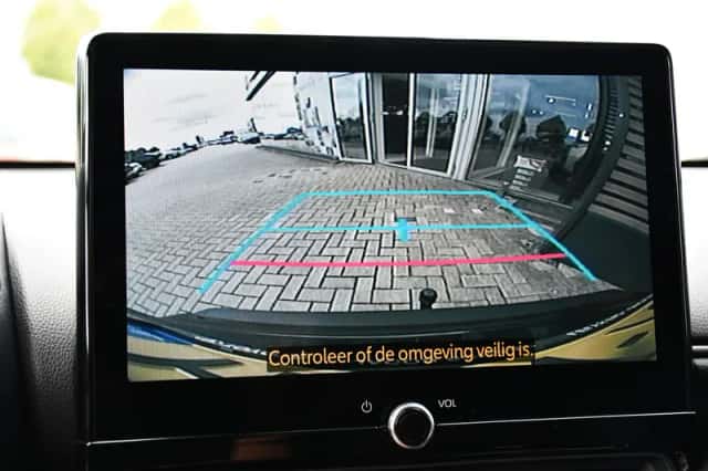 Toyota Yaris Cross (2025) thumbnail 5