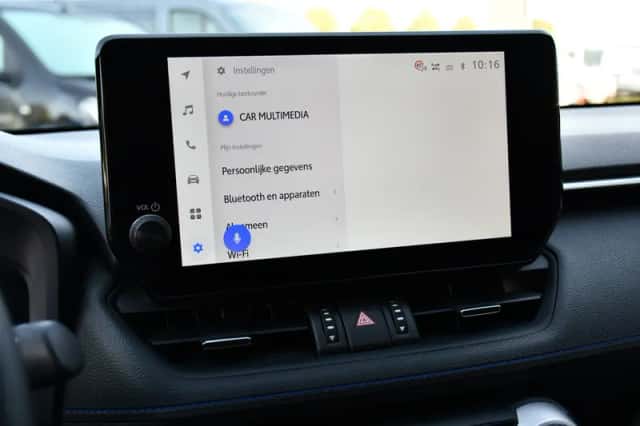 Toyota RAV4 (2025) thumbnail 6