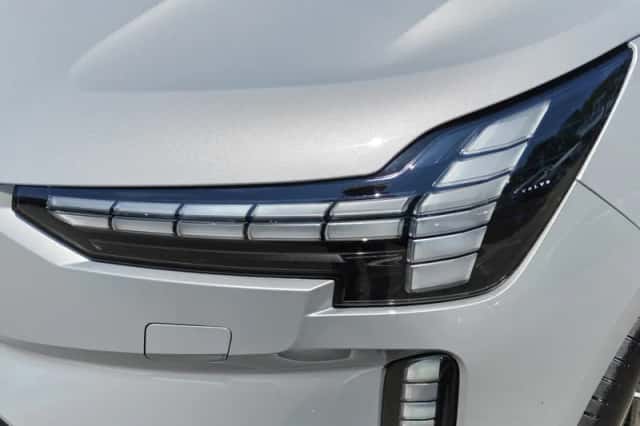 Volvo EX90 (2025) thumbnail 3