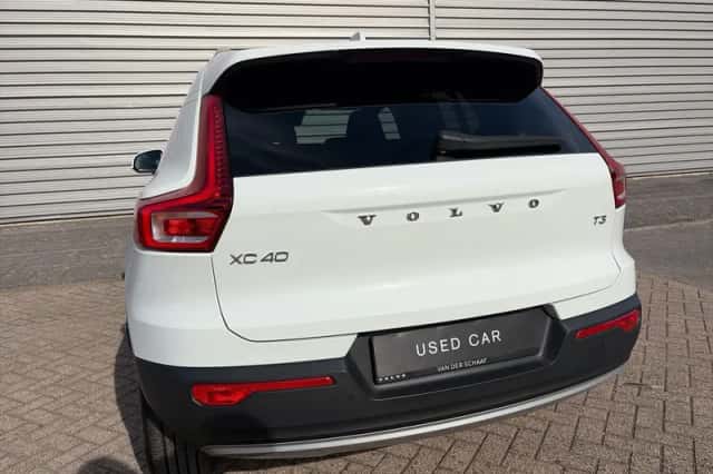 Volvo XC40 (2020) thumbnail 5
