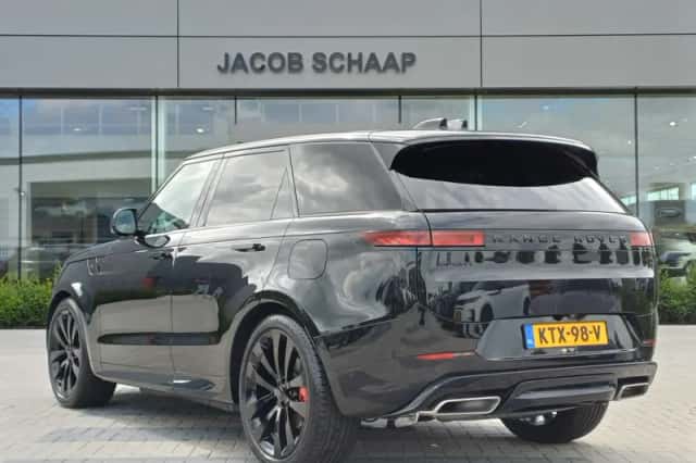 Land Rover Range Rover Sport (2026) thumbnail 5