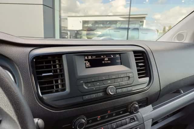 Opel Vivaro-e (2021) thumbnail 4