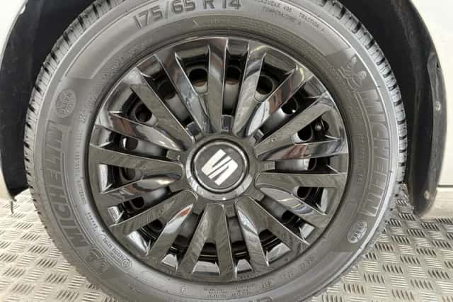 SEAT Mii (2020) thumbnail 6