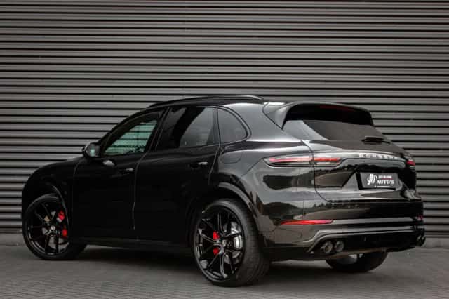 Porsche Cayenne (2018) thumbnail 4