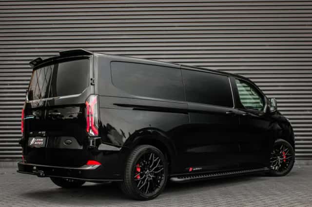Ford E-Transit (2026) thumbnail 3