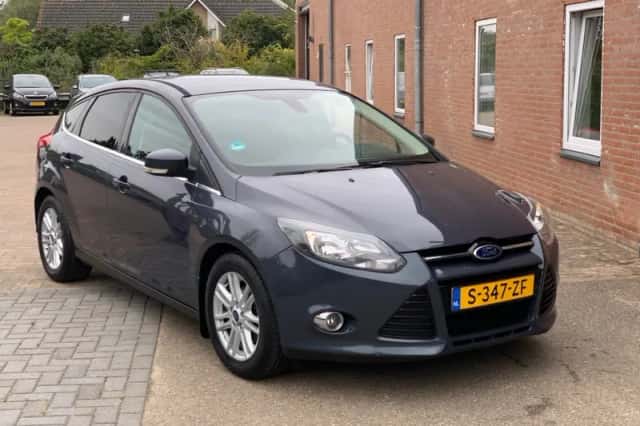 Ford Focus (2013) thumbnail 1