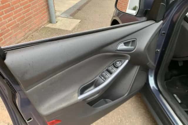 Ford Focus (2013) thumbnail 5