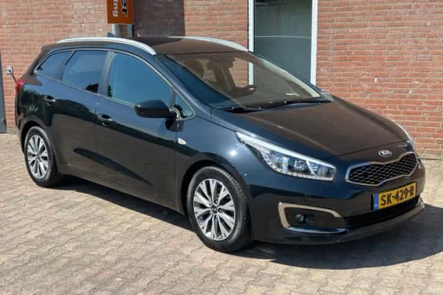 Kia Ceed (2018) thumbnail 1