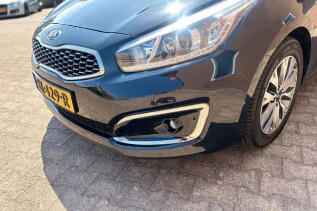 Kia Ceed (2018) thumbnail 6