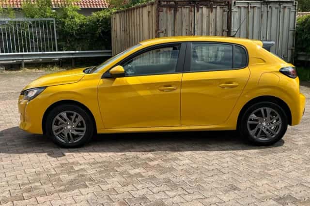 Peugeot 208 (2021) thumbnail 4