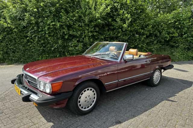 Mercedes-Benz SL-Klasse (1988) thumbnail 4