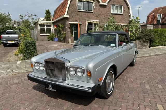 Rolls-Royce Corniche (1974) thumbnail 1