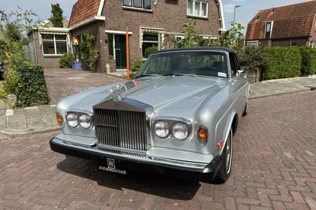 Rolls-Royce Corniche (1974) thumbnail 2