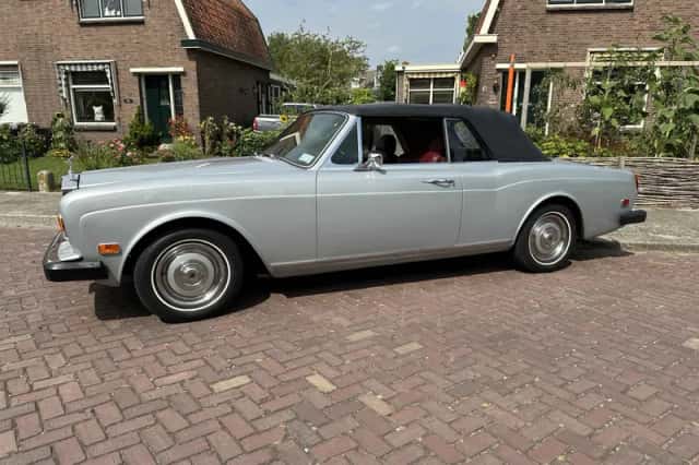 Rolls-Royce Corniche (1974) thumbnail 5