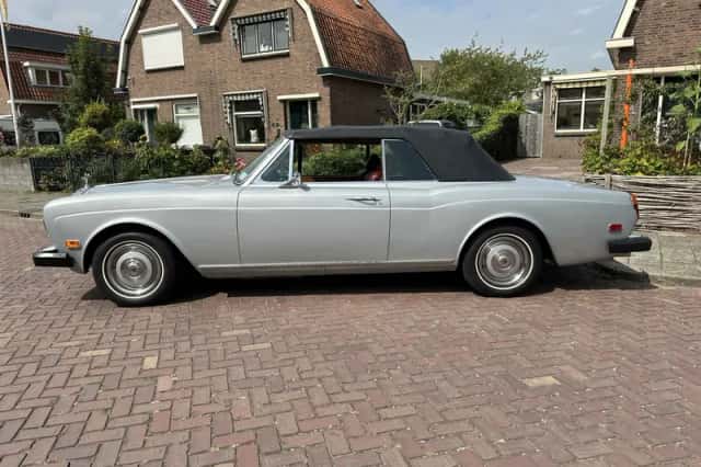 Rolls-Royce Corniche (1974) thumbnail 6