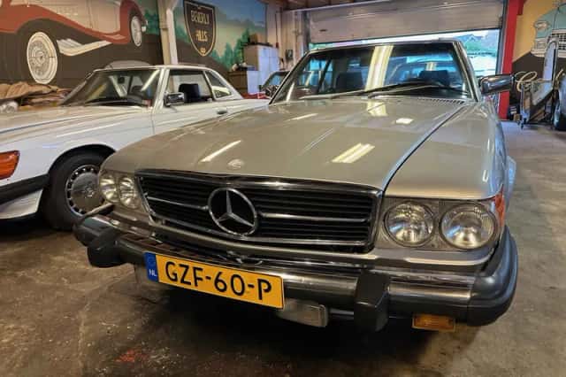 Mercedes-Benz SL-Klasse (1987) thumbnail 1
