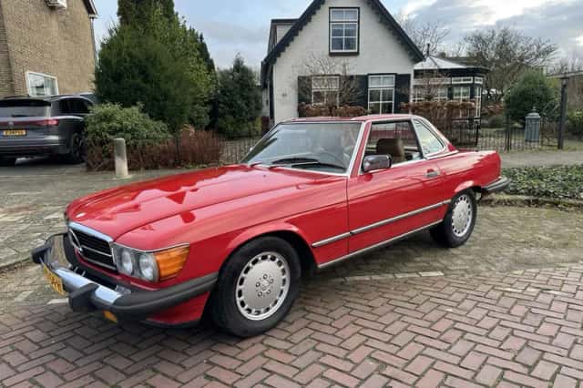 Mercedes-Benz SL-Klasse (1987) thumbnail 3