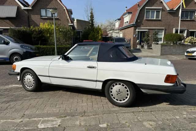 Mercedes-Benz SL-Klasse (1988) thumbnail 6