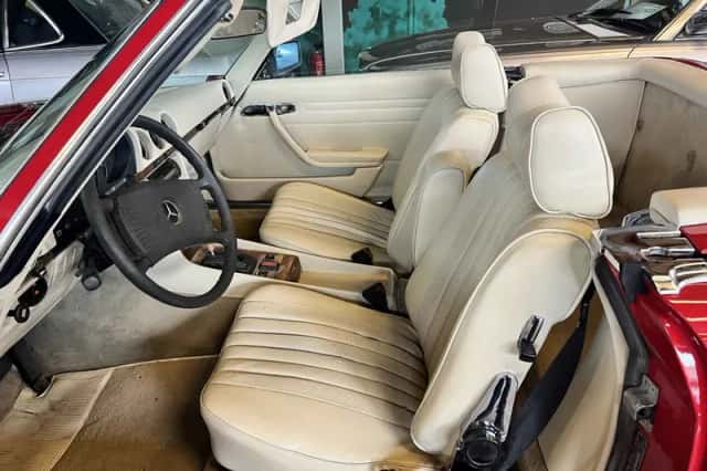 Mercedes-Benz SL-Klasse (1977) thumbnail 5