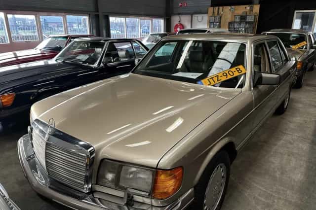 Mercedes-Benz S-Klasse (1991) thumbnail 1