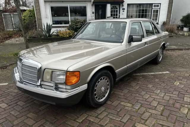 Mercedes-Benz S-Klasse (1991) thumbnail 3