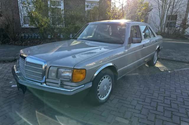 Mercedes-Benz S-Klasse (1989) thumbnail 3