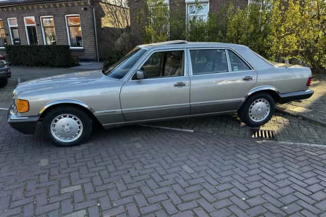 Mercedes-Benz S-Klasse (1989) thumbnail 5