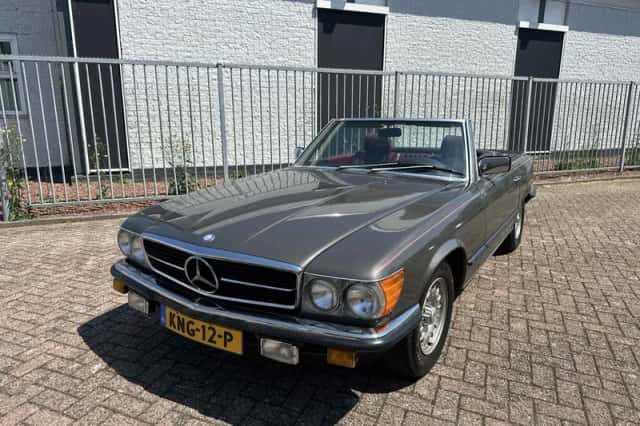 Mercedes-Benz SL-Klasse (1985) thumbnail 2