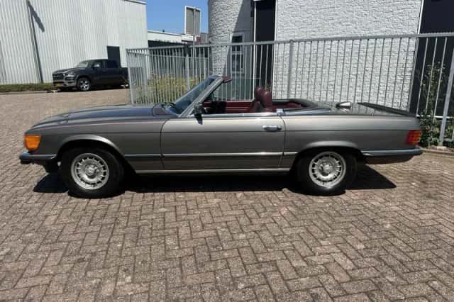 Mercedes-Benz SL-Klasse (1985) thumbnail 6