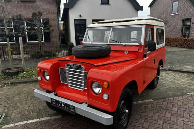 Land Rover 88 (1977) thumbnail 4