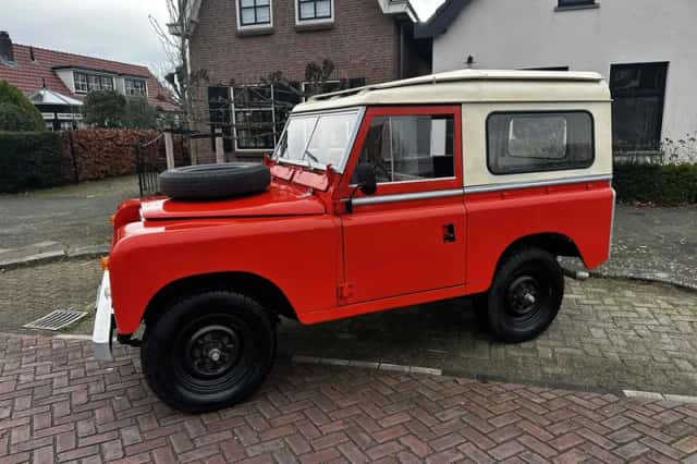 Land Rover 88 (1977) thumbnail 6
