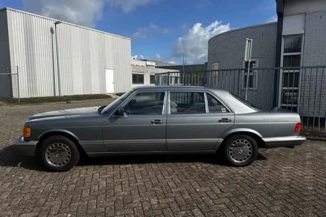 Mercedes-Benz S-Klasse (1987) thumbnail 6