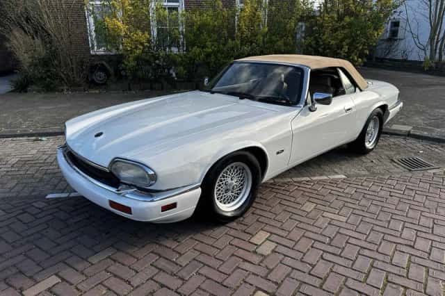 Jaguar XJ (1994) thumbnail 3