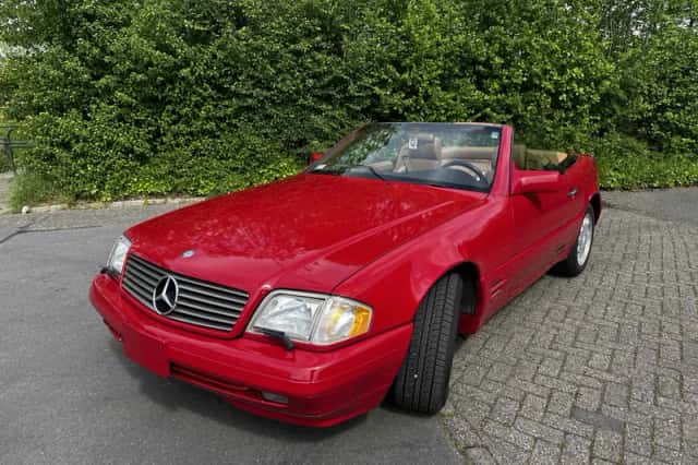 Mercedes-Benz SL-Klasse (1996) thumbnail 3