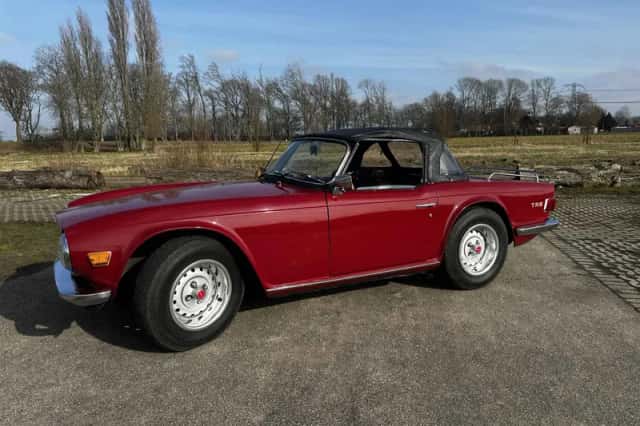 Triumph TR6 (1973) thumbnail 3