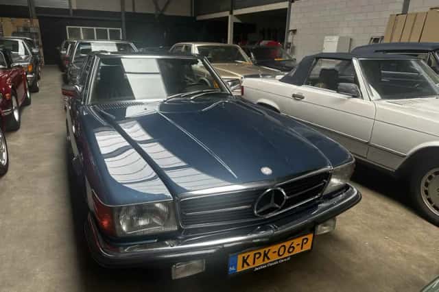 Mercedes-Benz SL-Klasse (1984) thumbnail 2