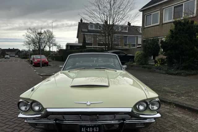 Ford Thunderbird (1965) thumbnail 3