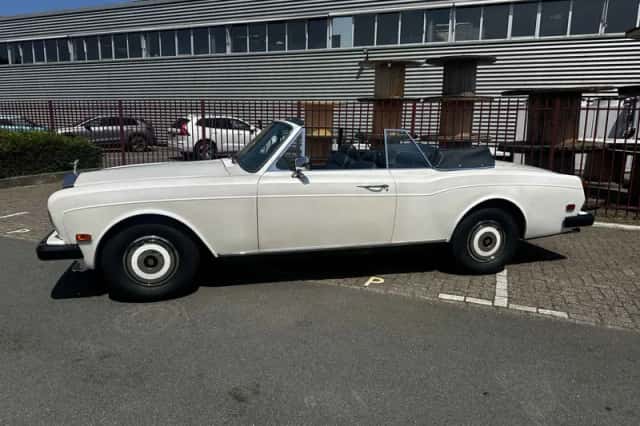 Rolls-Royce Corniche (1982) thumbnail 4
