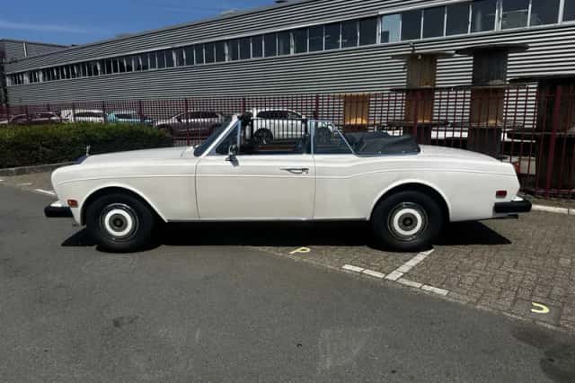 Rolls-Royce Corniche (1982) thumbnail 5