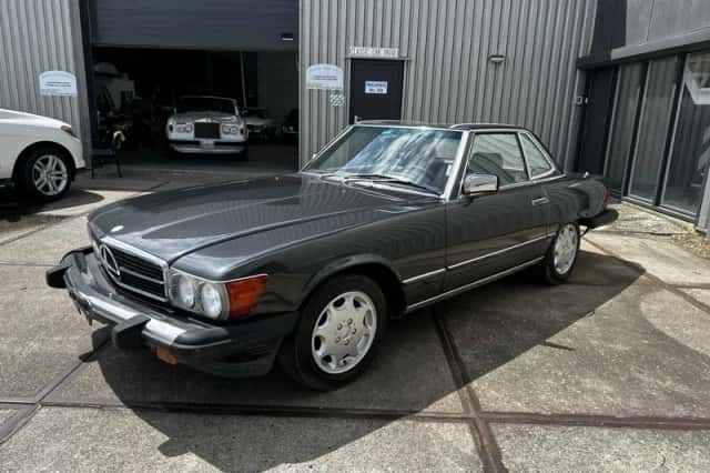Mercedes-Benz SL-Klasse (1988) thumbnail 4
