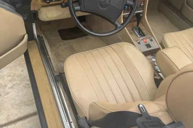Mercedes-Benz SL-Klasse (1987) thumbnail 3