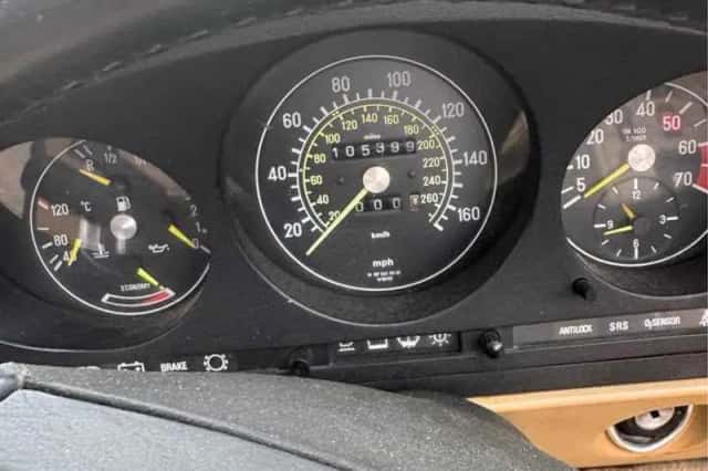 Mercedes-Benz SL-Klasse (1987) thumbnail 4