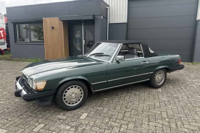 Mercedes-Benz SL-Klasse (1986) thumbnail 3