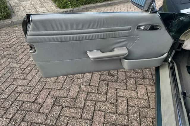 Mercedes-Benz SL-Klasse (1986) thumbnail 5