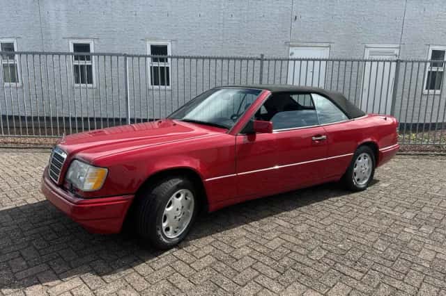 Mercedes-Benz E-Klasse (1994) thumbnail 4