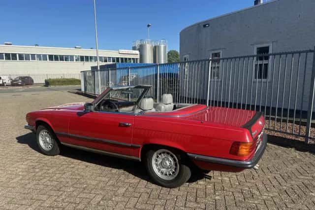 Mercedes-Benz SL-Klasse (1983) thumbnail 3