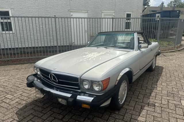 Mercedes-Benz SL-Klasse (1987) thumbnail 2